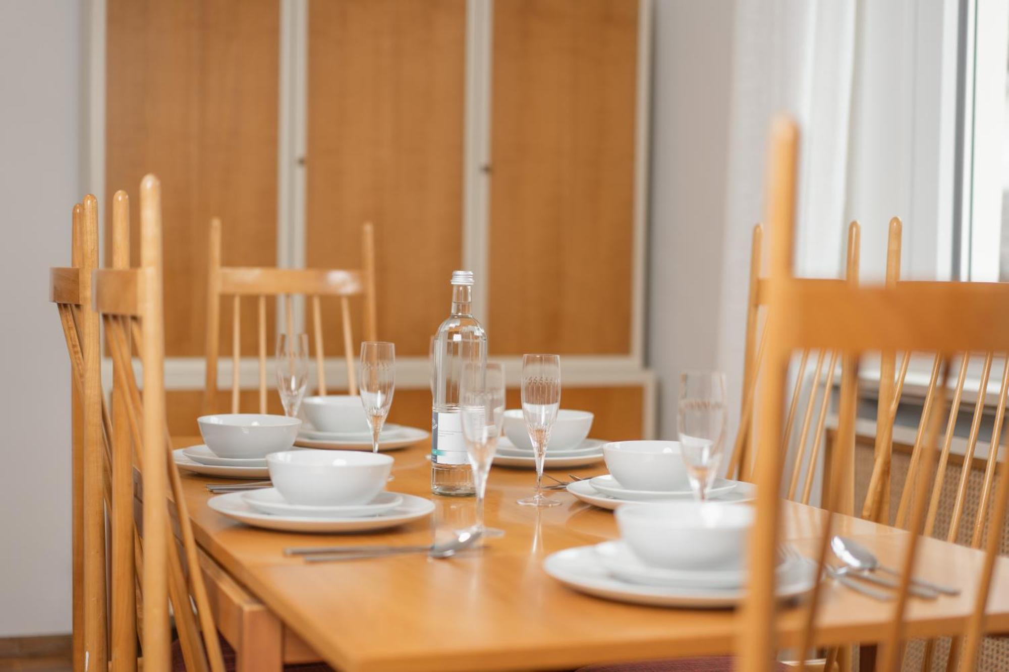 Bodensee-Haus Istayunixi Seenaehe-Terrasse-Garten-Netflix-Parkplatz 라돌프젤암보덴시 외부 사진