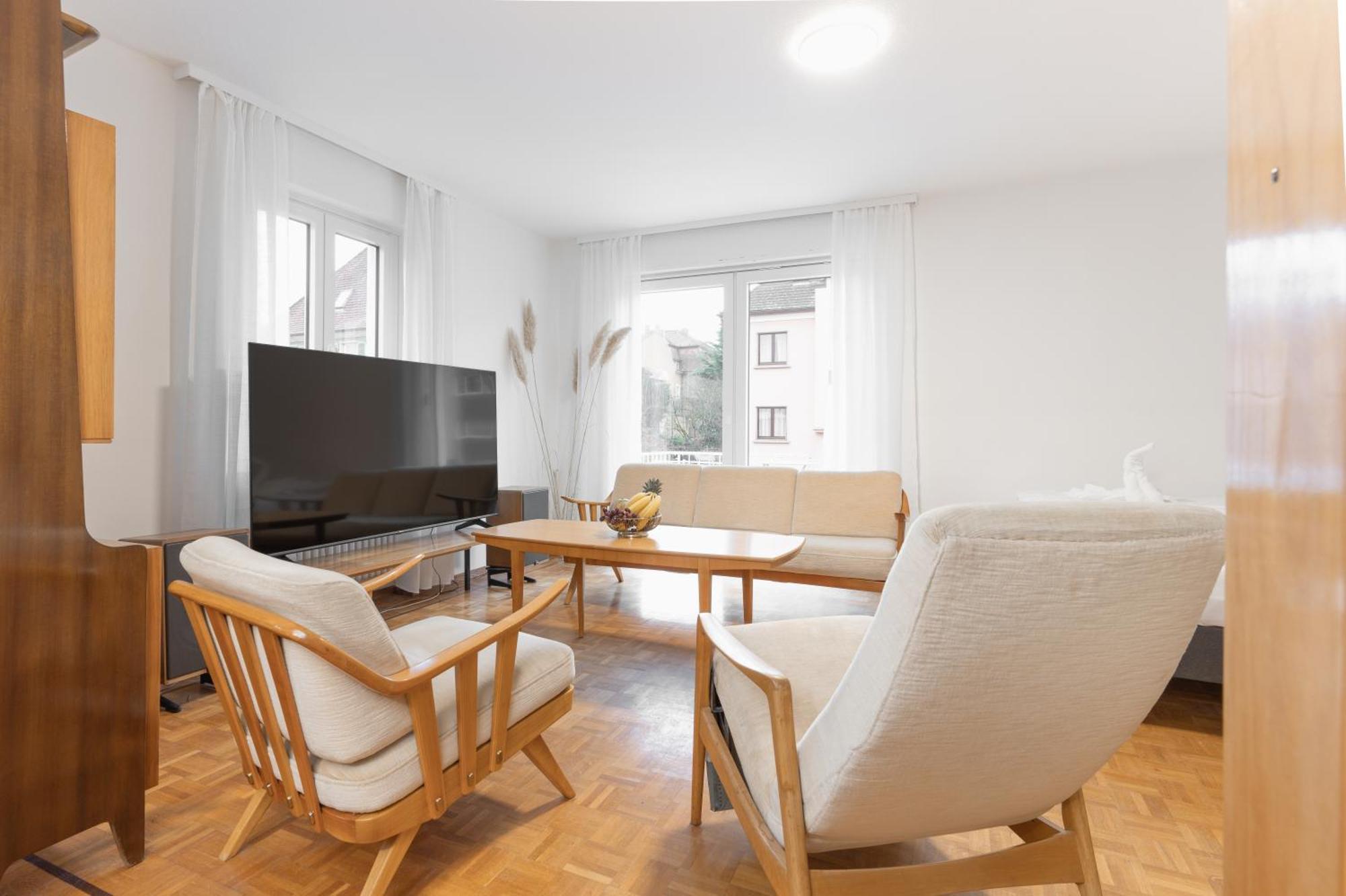 Bodensee-Haus Istayunixi Seenaehe-Terrasse-Garten-Netflix-Parkplatz 라돌프젤암보덴시 외부 사진