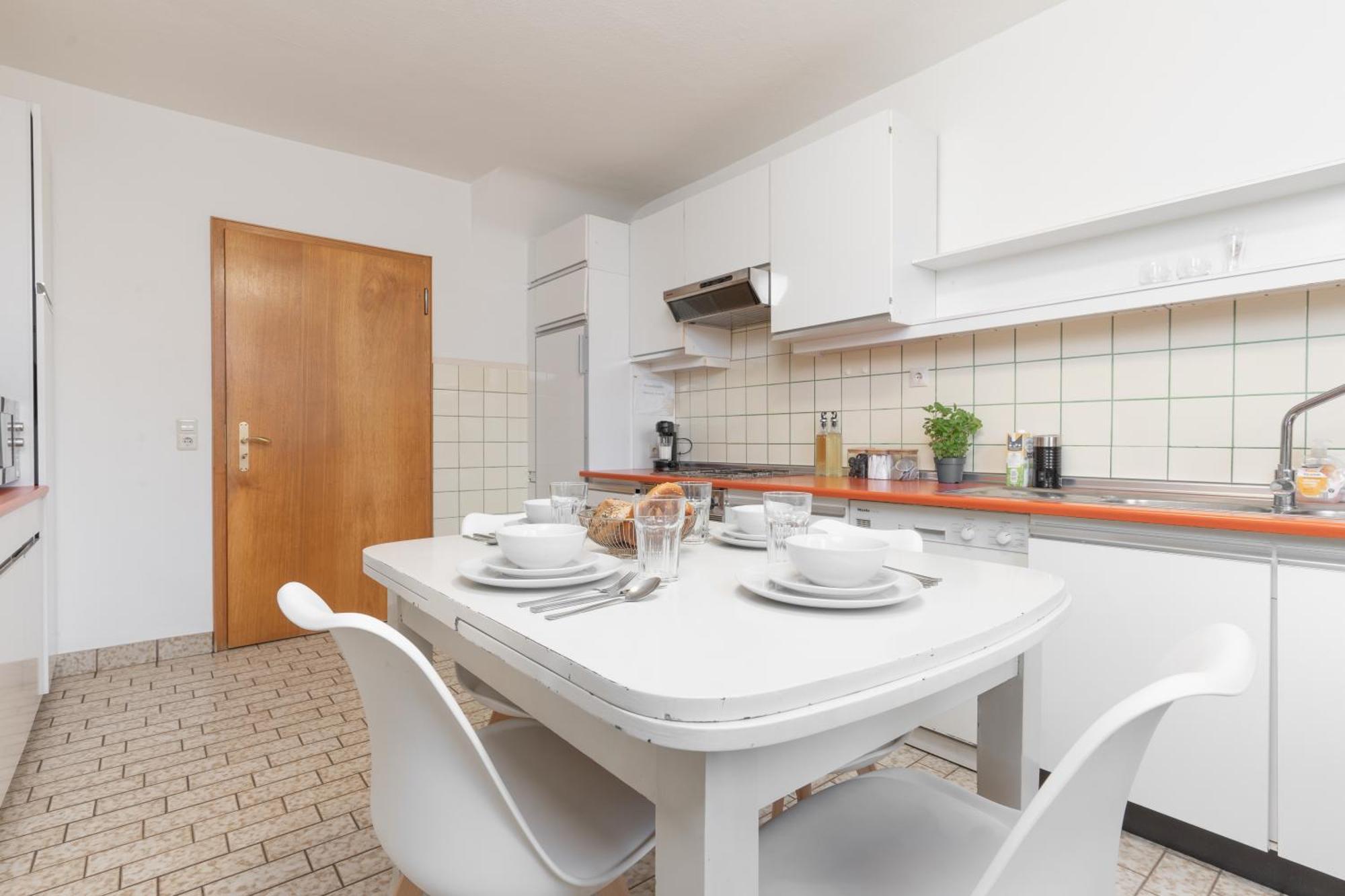 Bodensee-Haus Istayunixi Seenaehe-Terrasse-Garten-Netflix-Parkplatz 라돌프젤암보덴시 외부 사진